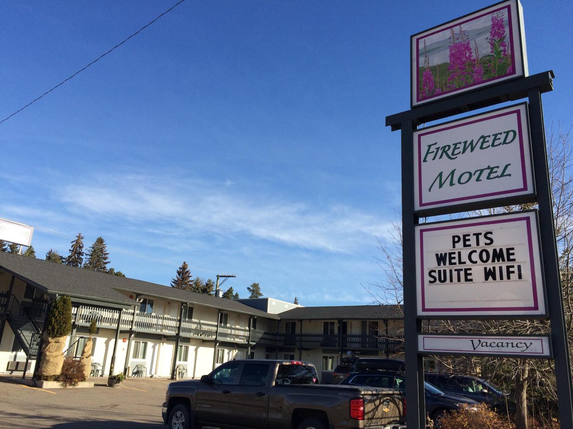 Fireweed Motel Smithers Exterior foto